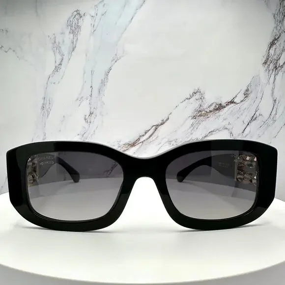 New CHANEL Sunglasses - Picture 5 of 16